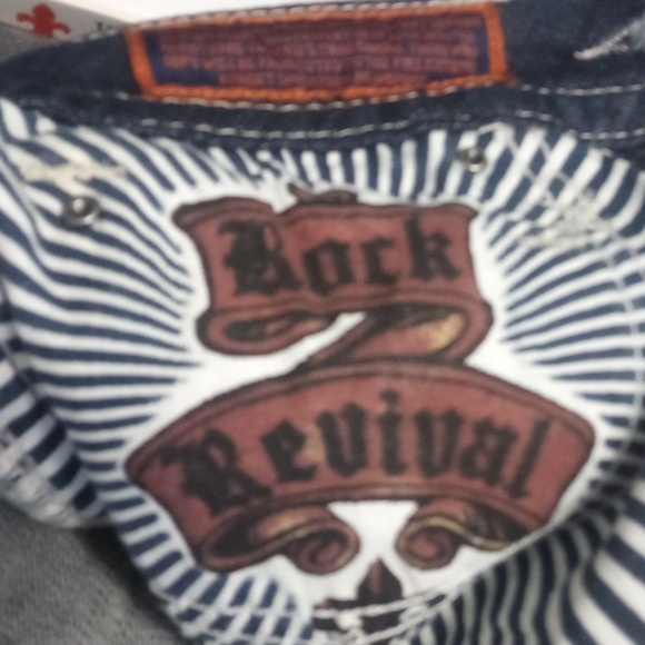 Rock Revival Women's 26 Dark Blue Jeans Bejeweled Distressed NWT - Picture 8 of 12